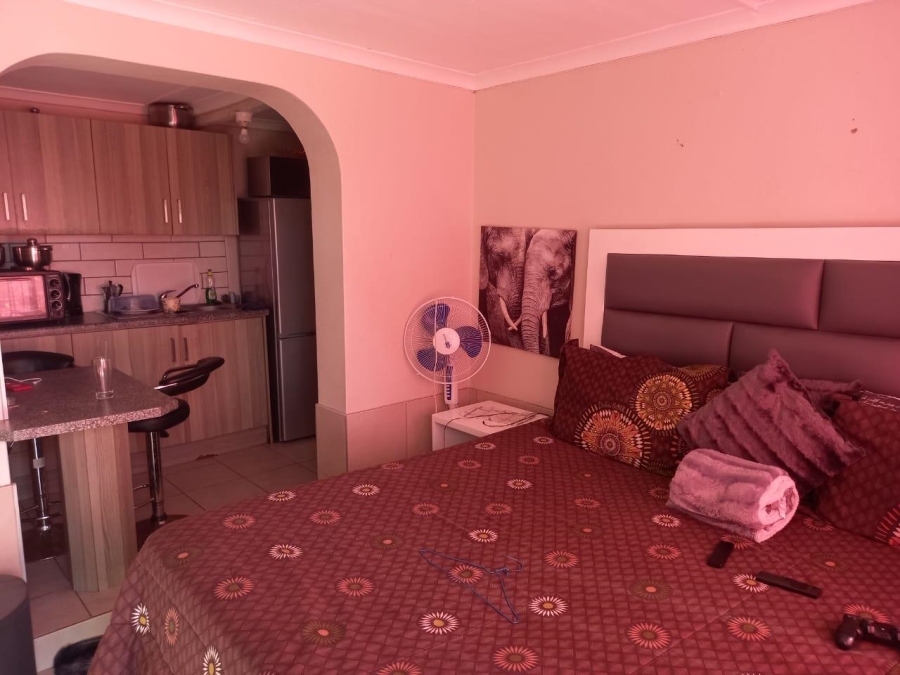 9 Bedroom Property for Sale in Greenfields Eastern Cape